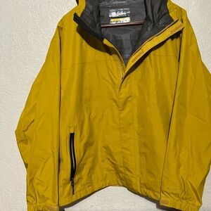Cabela's Yellow Raincoat for Men